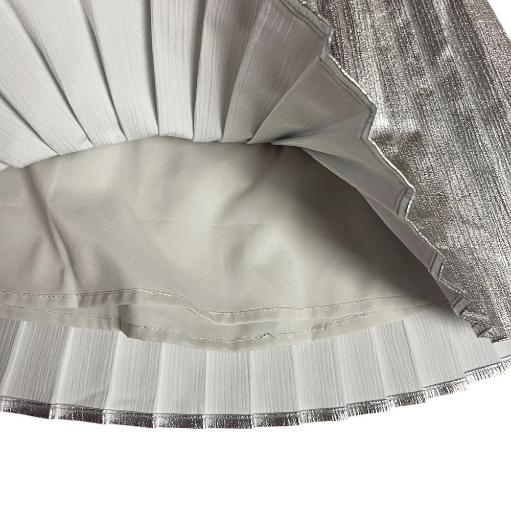 Owillo‎ Kids Girls Silver Metallic Pleated Skirt Elastic Waist Size M